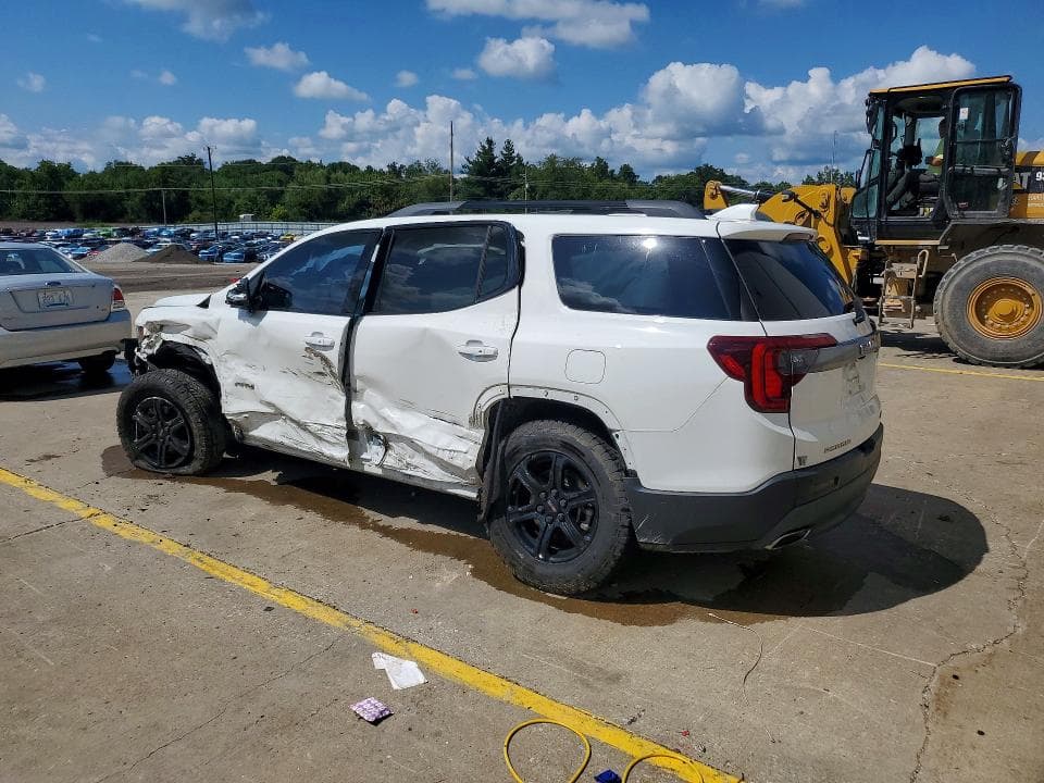 2021 GMC ACADIA AT4 2