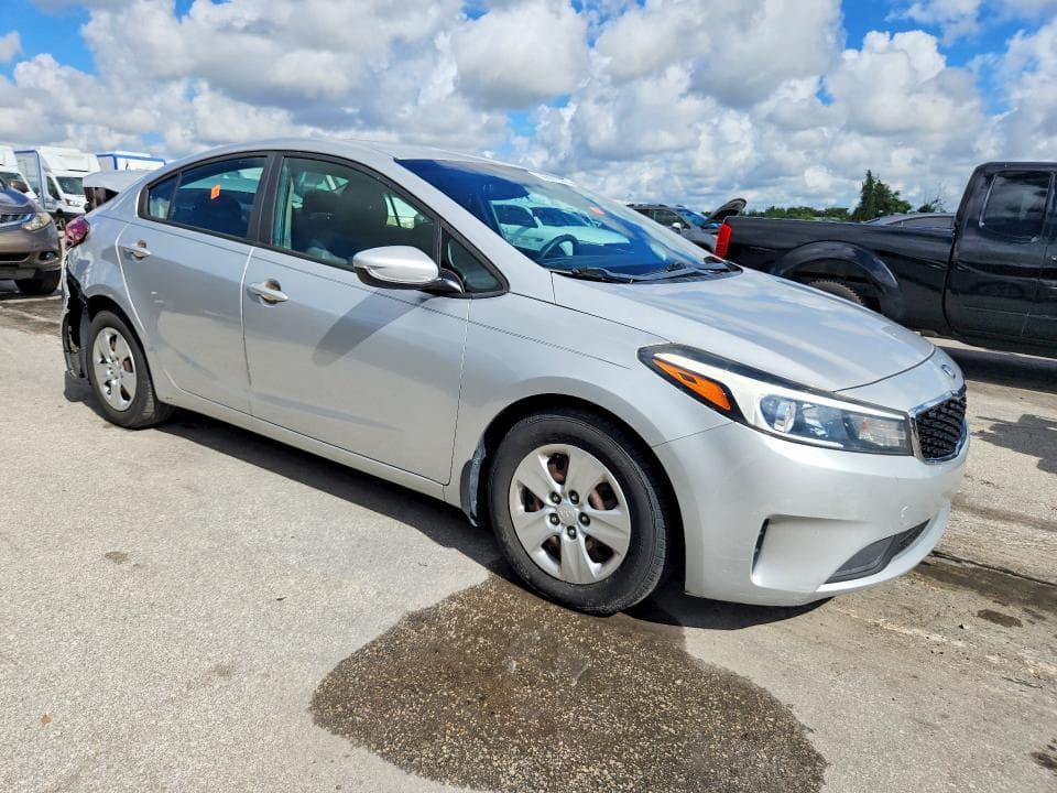 2018 KIA FORTE LX 4