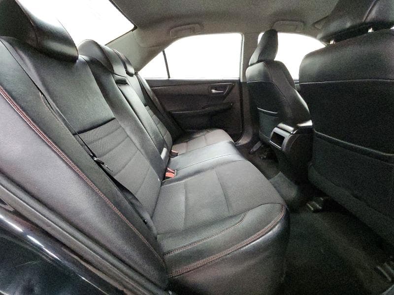 2017 TOYOTA CAMRY SE 10