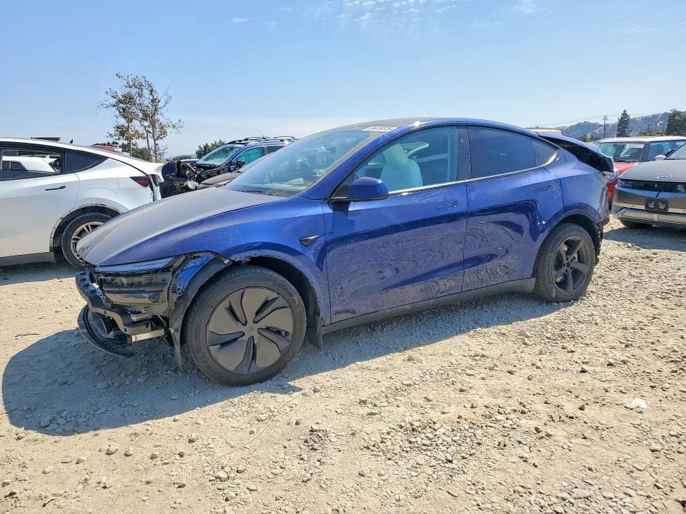 2026 TESLA MODEL Y - 1