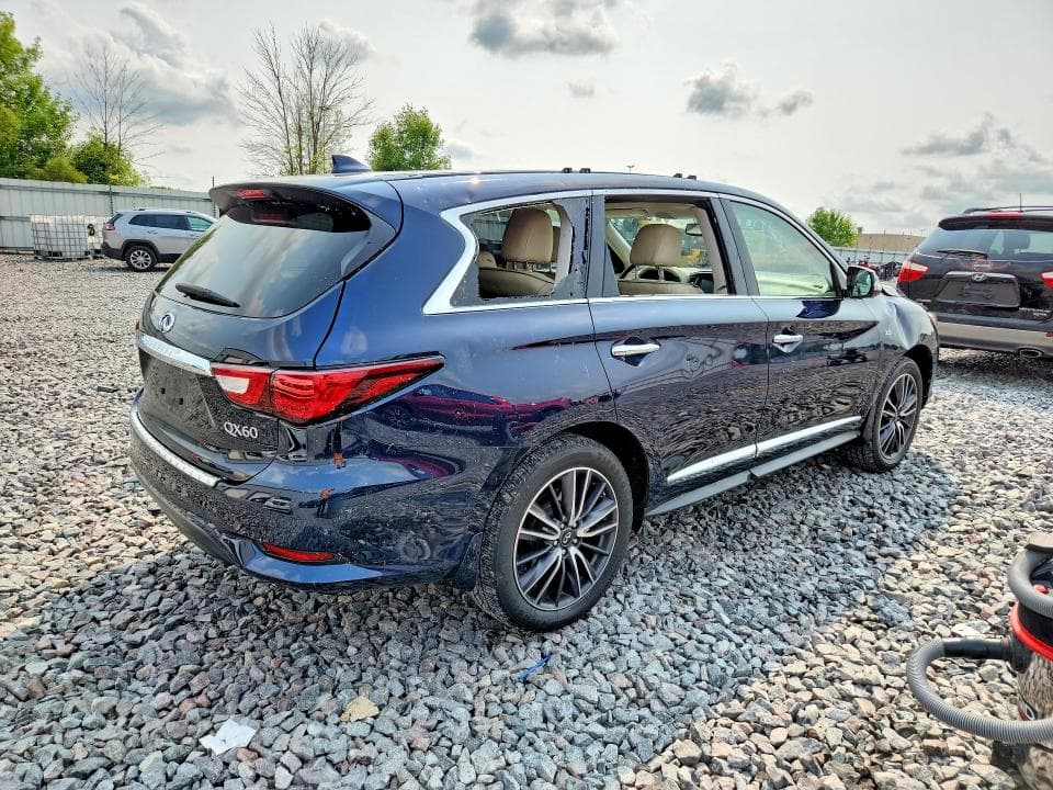 2017 INFINITI QX60 BASE 3