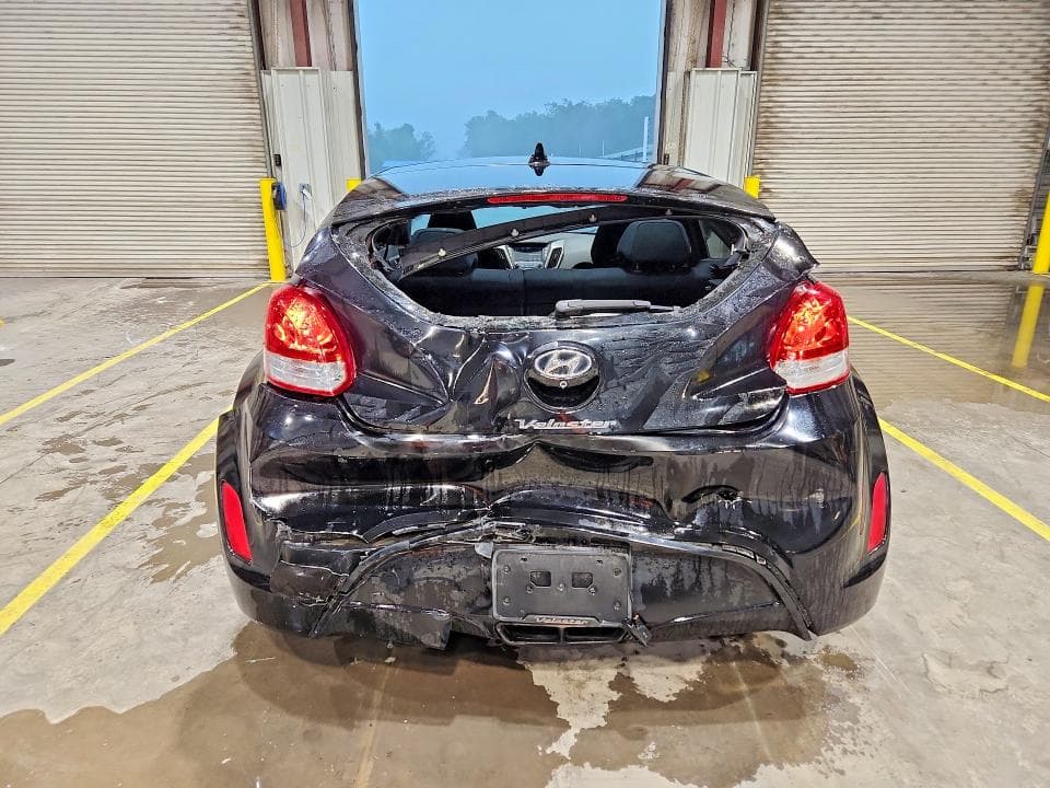 2017 HYUNDAI VELOSTER 3DR 6