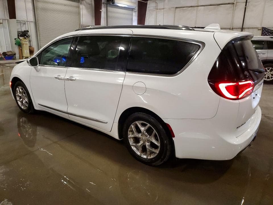 2017 CHRYSLER PACIFICA LIMITED 2