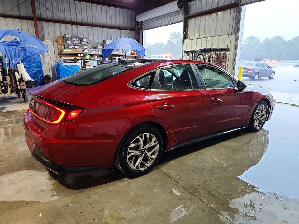 2023 HYUNDAI SONATA SEL 3