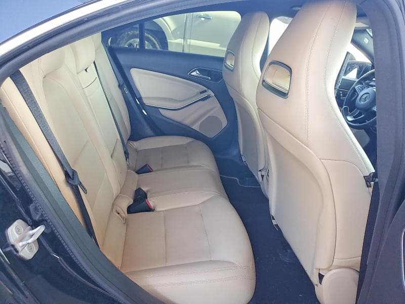2017 MERCEDES-BENZ CLA 250 10