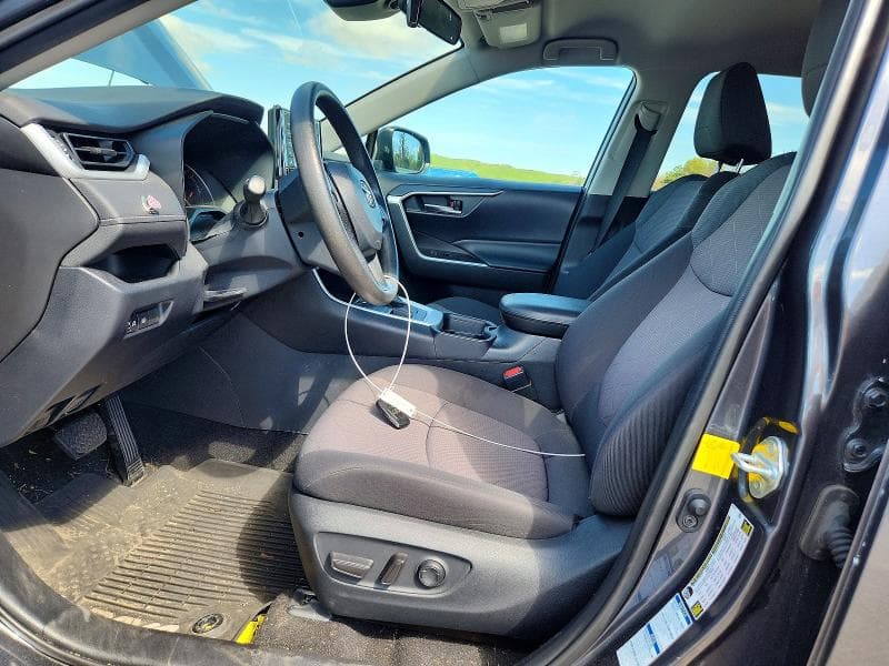 2020 TOYOTA RAV4 XLE 7