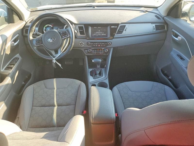 2017 KIA NIRO LX 8