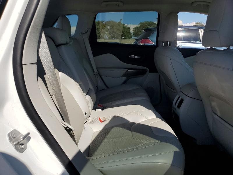 2019 JEEP CHEROKEE LIMITED 11