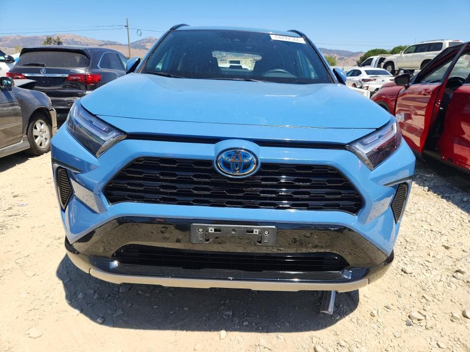 2022 TOYOTA RAV4 SE 5