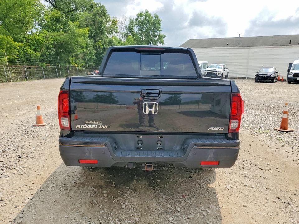 2017 HONDA RIDGELINE BLACK EDITION 6