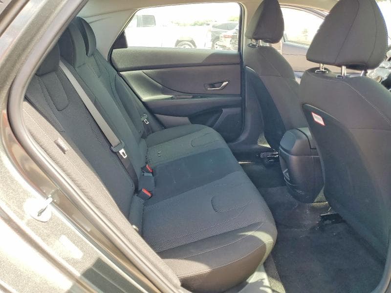 2026 HYUNDAI ELANTRA SE 10