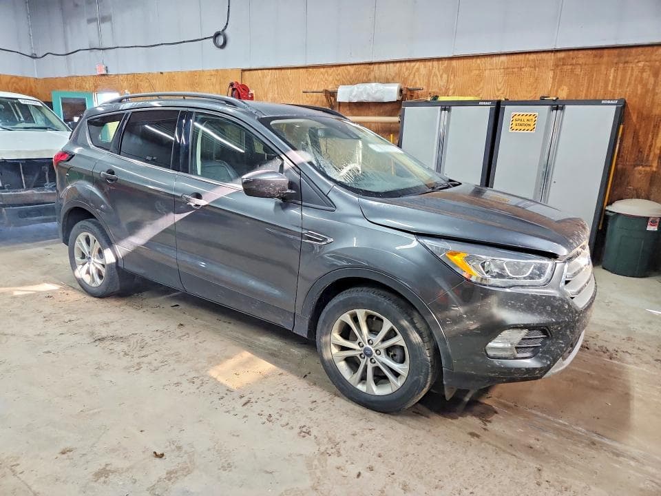 2019 FORD ESCAPE SEL 4