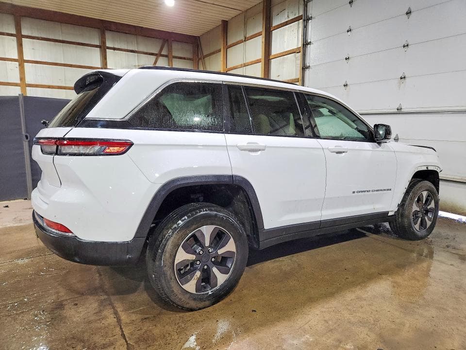 2024 JEEP GRAND CHEROKEE LIMITED 4XE 3