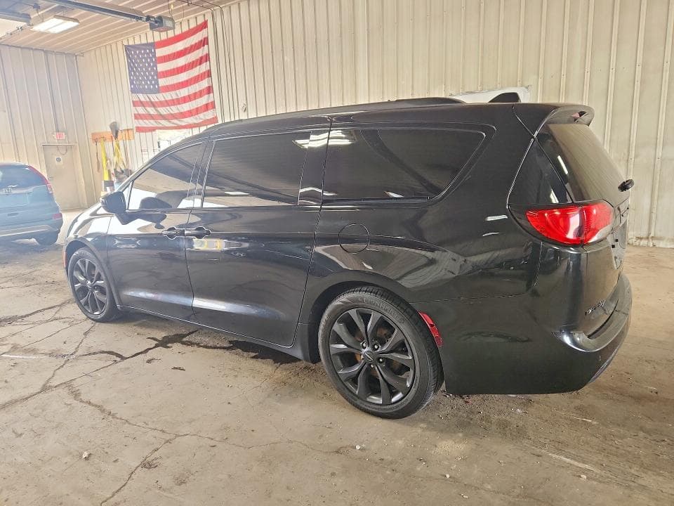 2018 CHRYSLER PACIFICA TOURING L PLUS 2