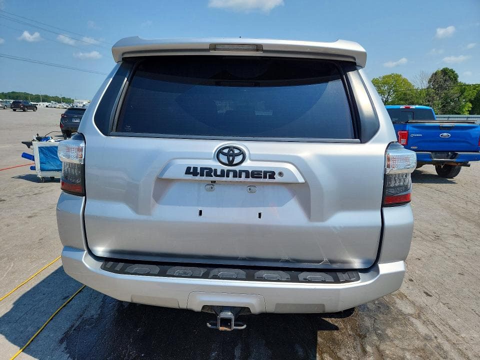 2018 TOYOTA 4RUNNER SR5 PREMIUM 6