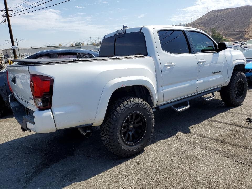 2018 TOYOTA TACOMA TRD SPORT 3