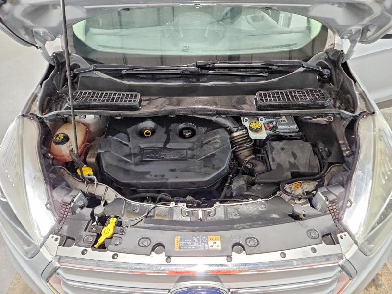 2017 FORD ESCAPE SE 12