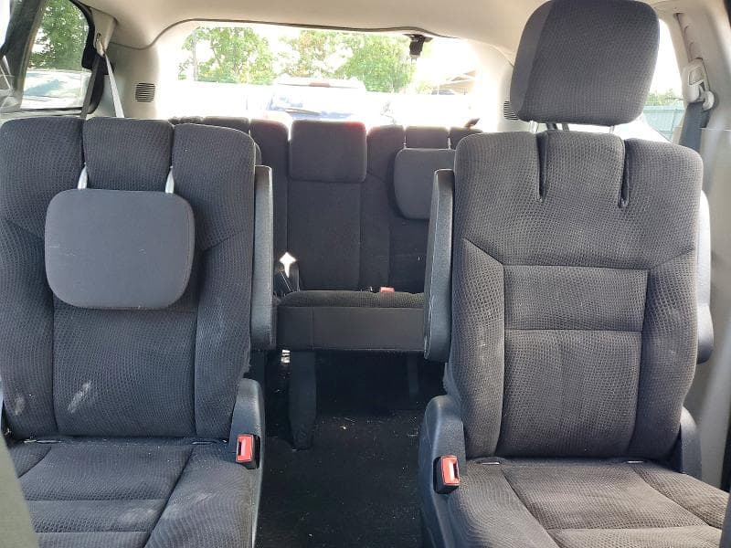 2019 DODGE GRAND CARAVAN SE 10