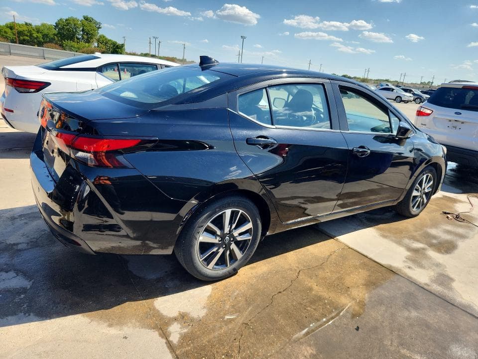 2025 NISSAN VERSA SV 3