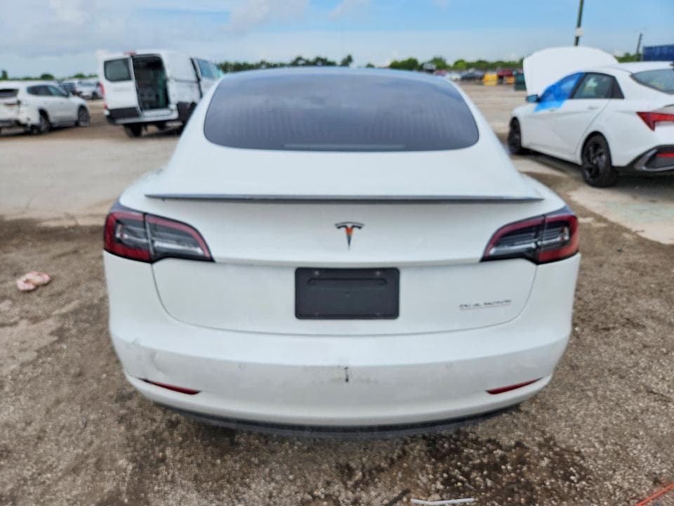 2019 TESLA MODEL 3 6
