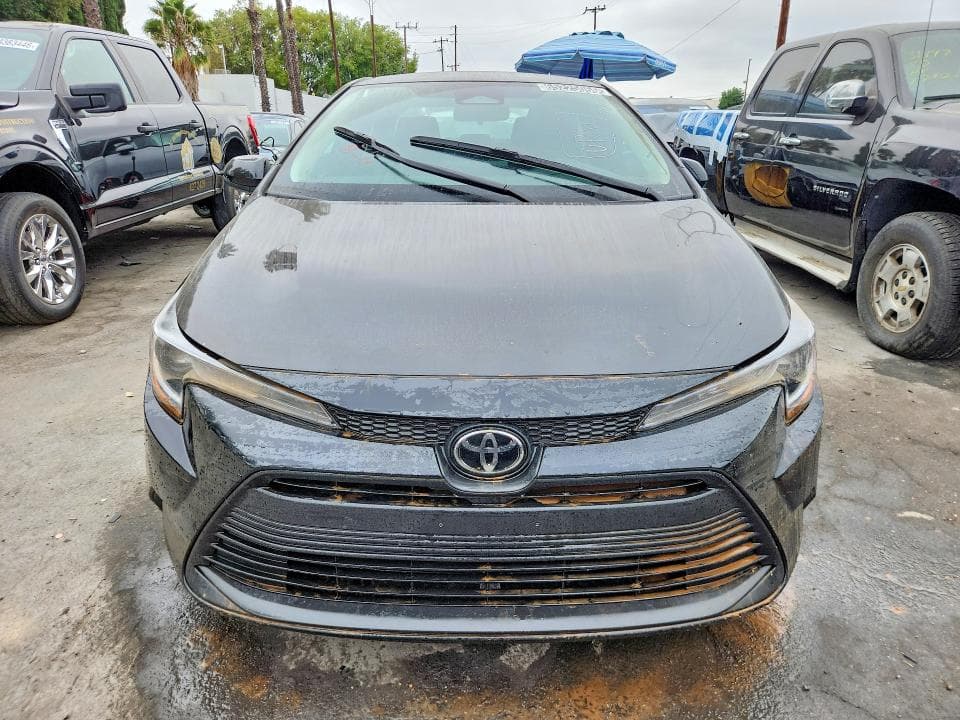 2026 TOYOTA COROLLA LE 5