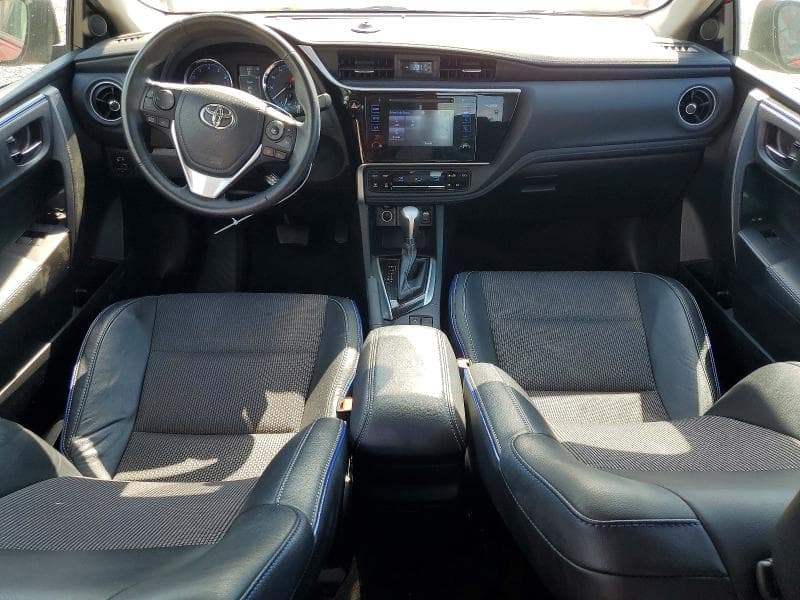 2017 TOYOTA COROLLA SE 8