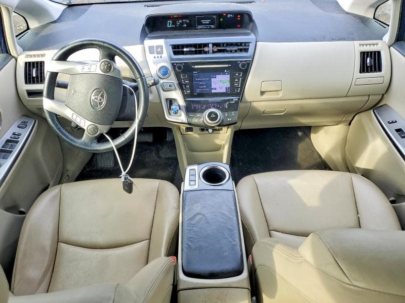 2017 TOYOTA PRIUS V FOUR 8