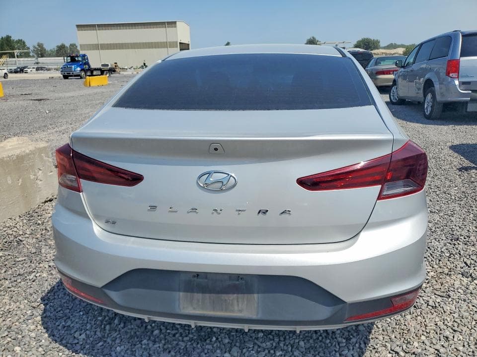 2019 HYUNDAI ELANTRA SE 6
