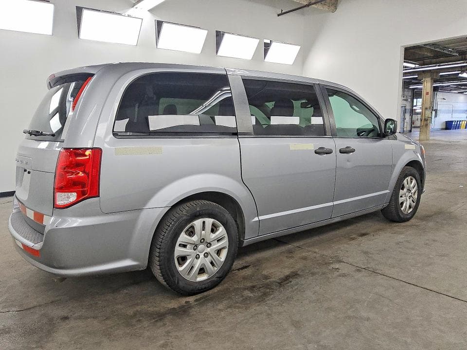 2019 DODGE GRAND CARAVAN SE 3