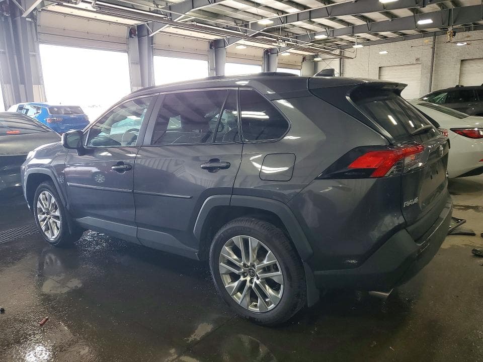 2024 TOYOTA RAV4 XLE PREMIUM 2