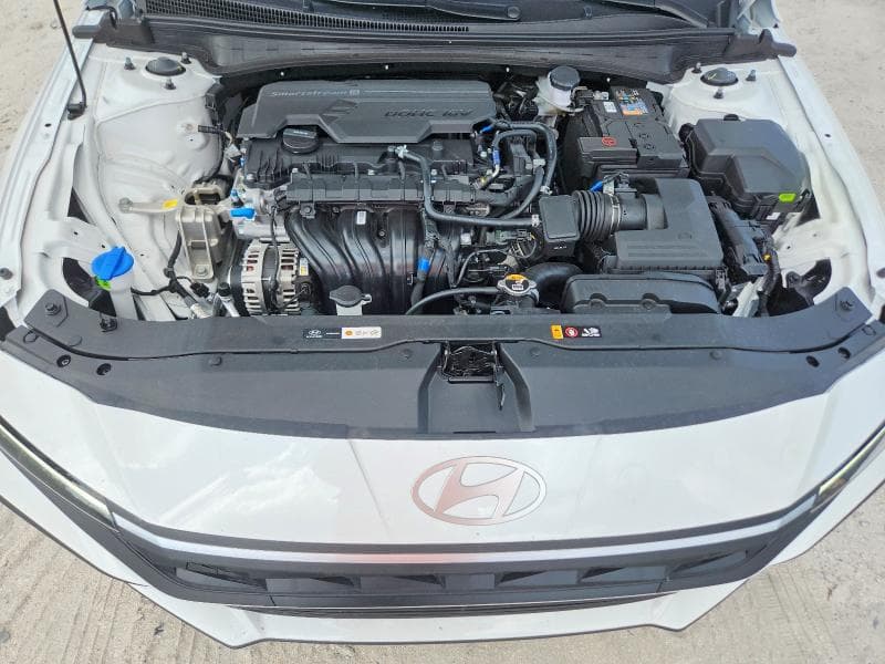 2026 HYUNDAI ELANTRA SE 11