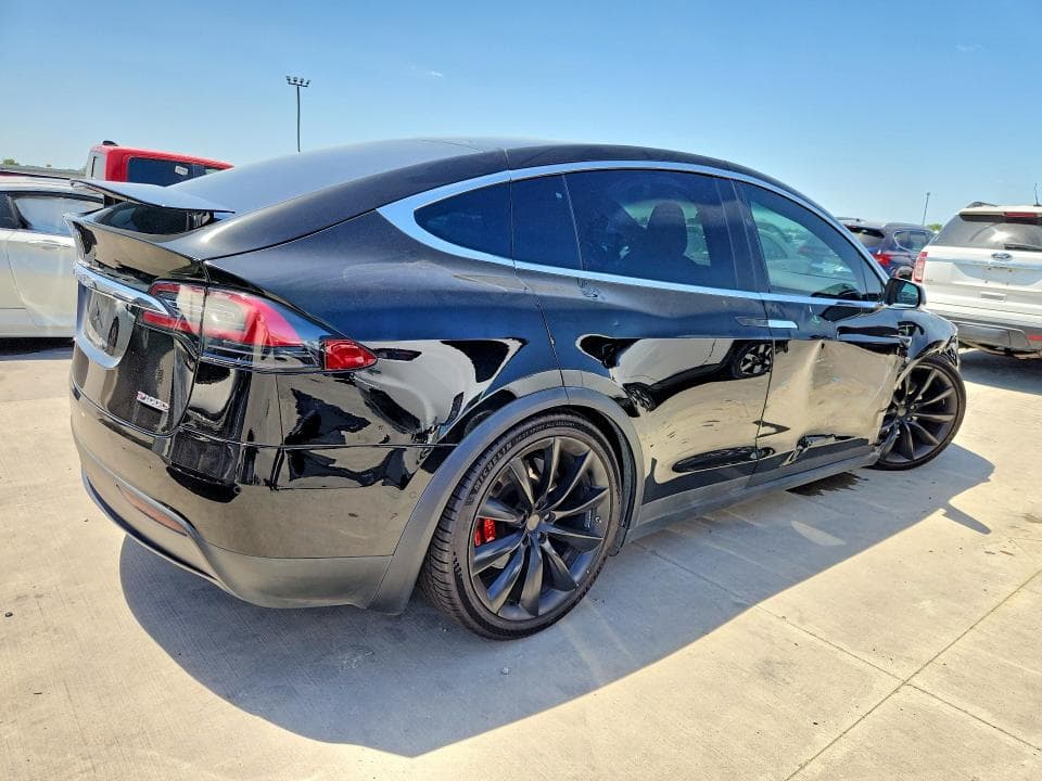2018 TESLA MODEL X 3