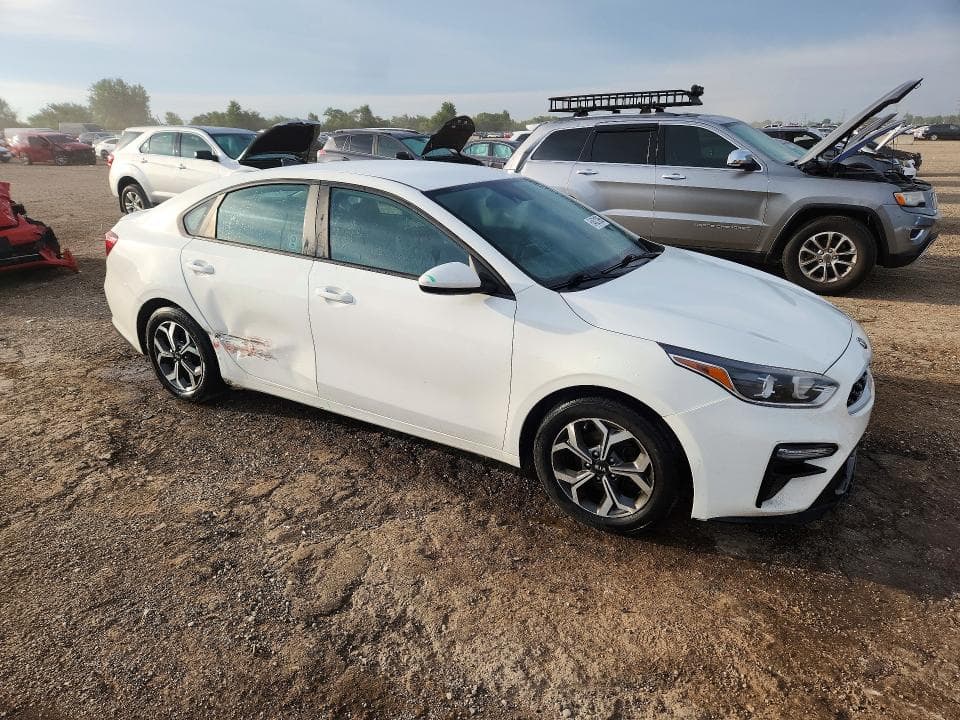 2021 KIA FORTE LXS 4