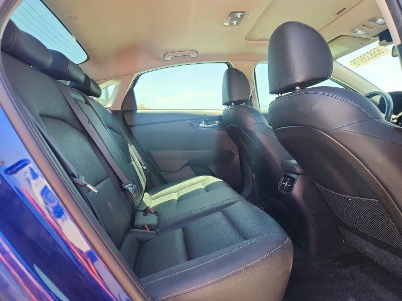 2021 KIA FORTE EX 10