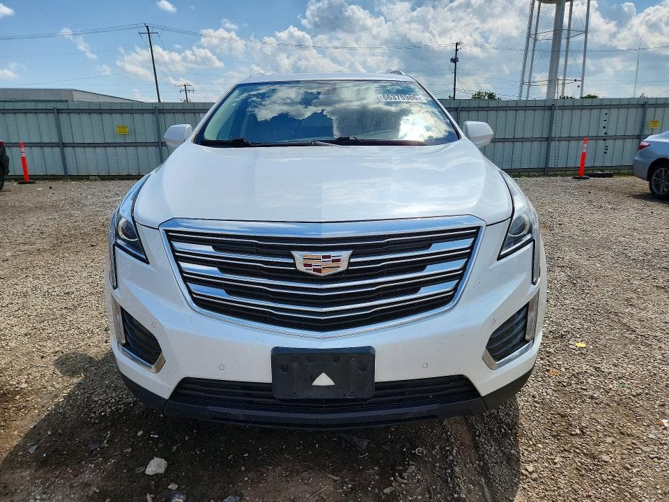 2017 CADILLAC XT5 LUXURY 5