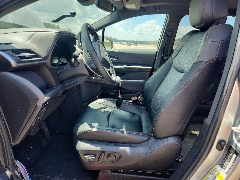 2022 TOYOTA SIENNA XSE 7