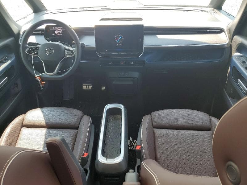 2025 VOLKSWAGEN ID BUZZ PRO S PLUS 8