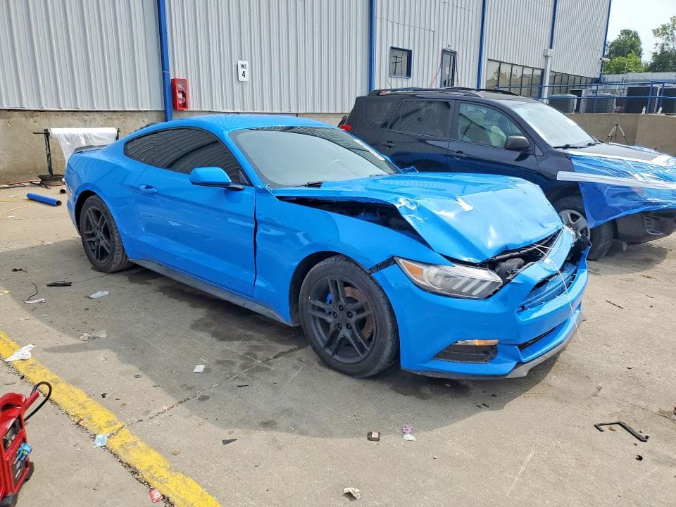 2017 FORD MUSTANG 4