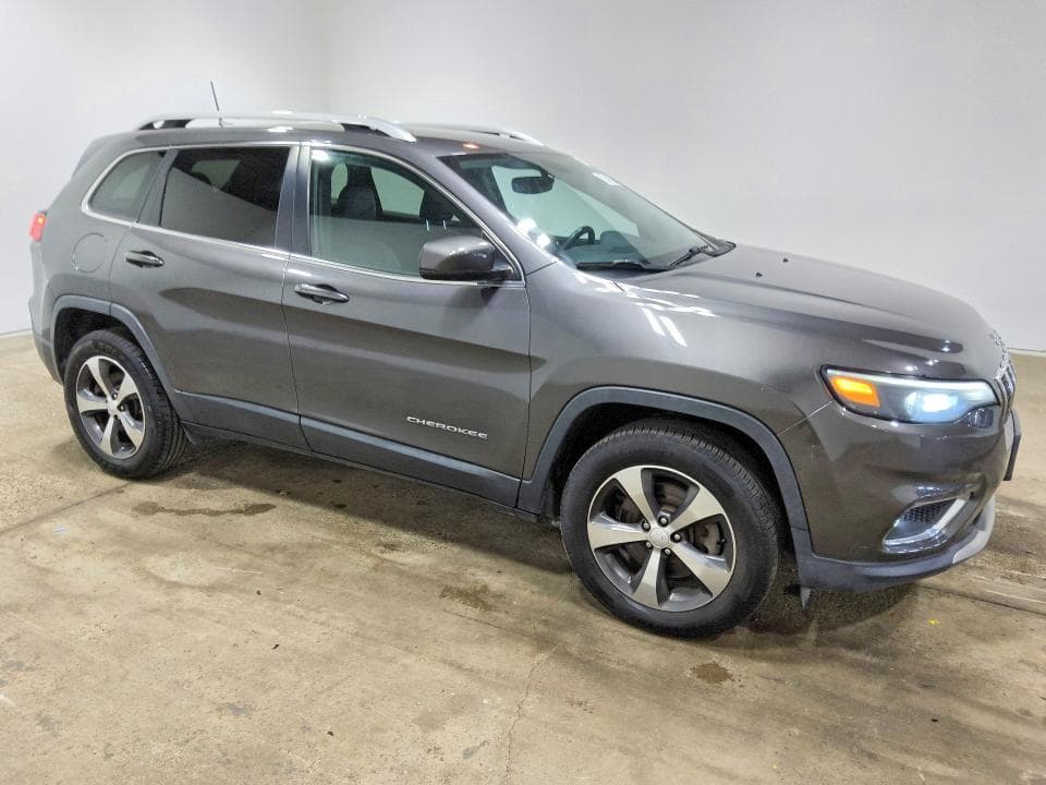 2019 JEEP CHEROKEE LIMITED 4