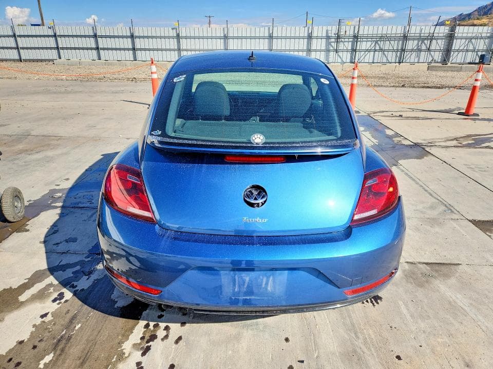 2019 VOLKSWAGEN BEETLE S 6