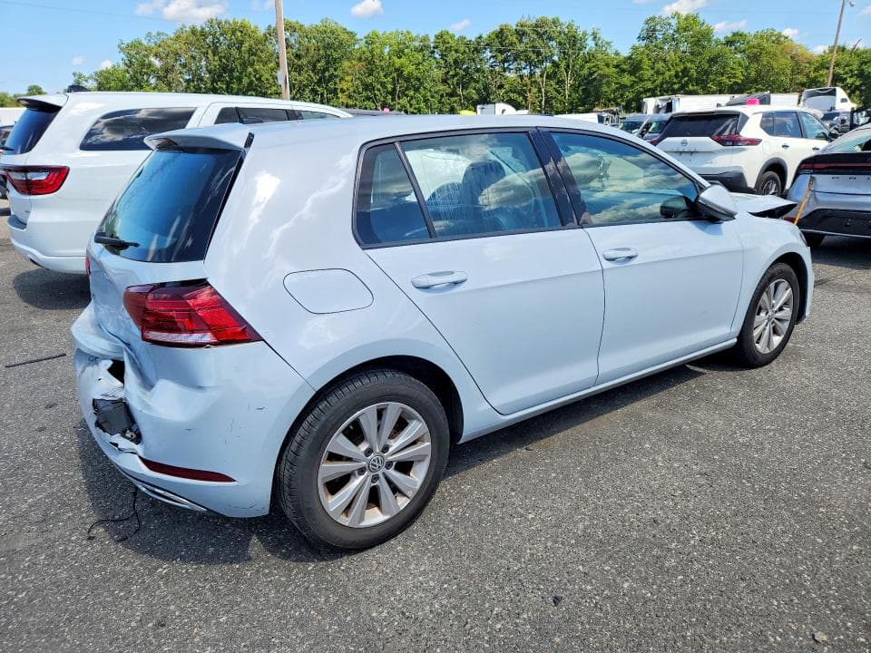 2021 VOLKSWAGEN GOLF 3