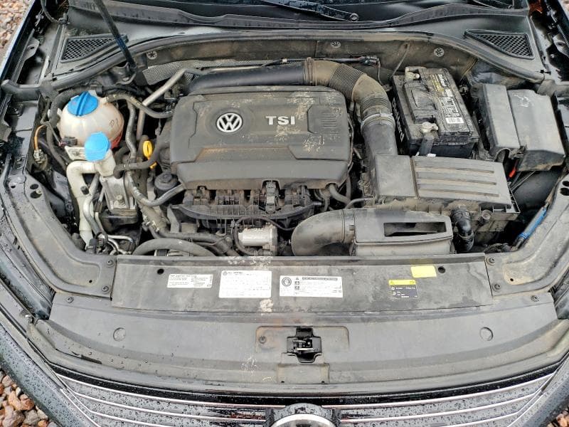 2017 VOLKSWAGEN PASSAT S 11