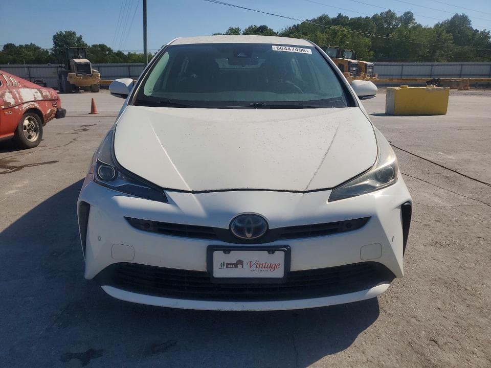 2019 TOYOTA PRIUS LE 5