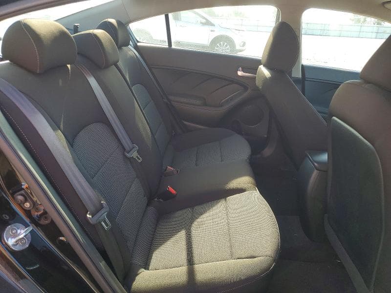 2018 KIA FORTE LX 10