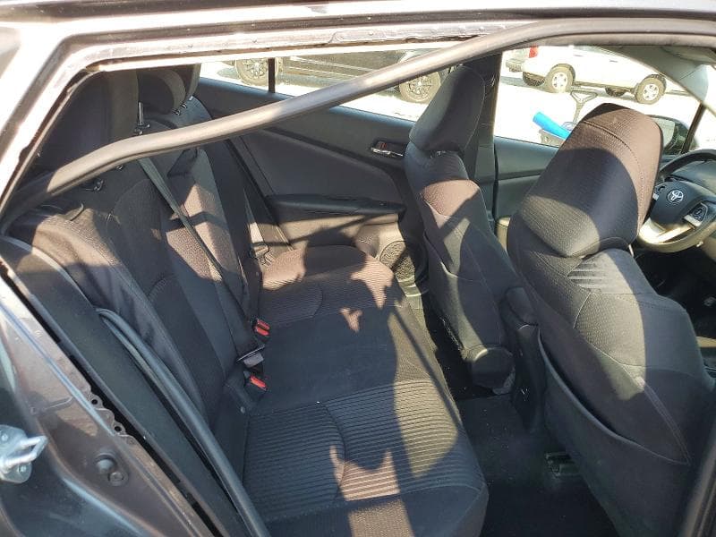 2017 TOYOTA PRIUS TWO 10
