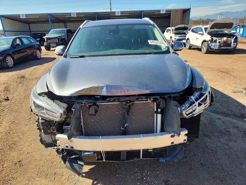 2019 INFINITI QX60 LUXE 5
