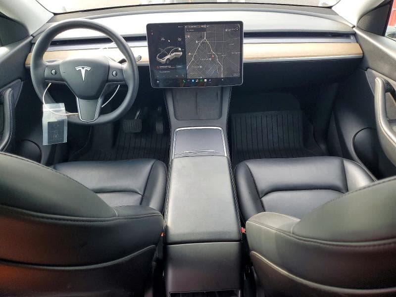2021 TESLA MODEL Y 8