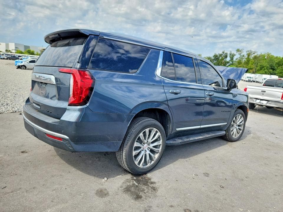 2021 GMC YUKON SLT 3