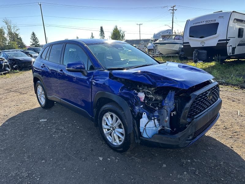 2024 TOYOTA COROLLA CROSS LE 4