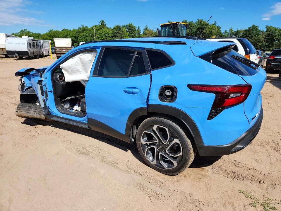 2024 CHEVROLET TRAX 2RS 2